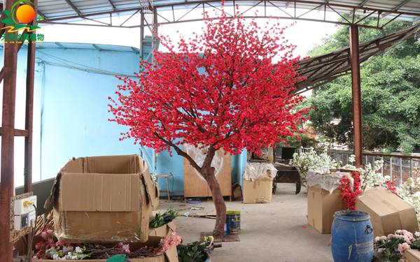 紅色仿真桃花樹